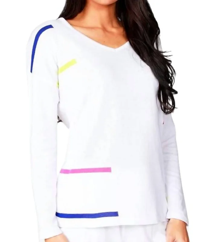 Long Sleeve V-Neck Top In White/multi